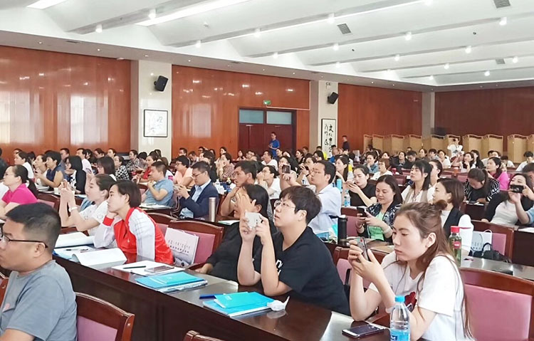 菲彩国际集团_烧伤创疡再生医疗手艺推广及临床应用系列报道（8月20日-25日）