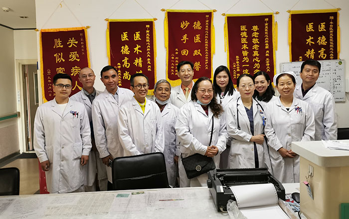 菲彩国际集团_菲律宾前卫生部长Paulyn Jean R. Ubial一行赴北京市南苑医院交流学习再生医疗手艺
