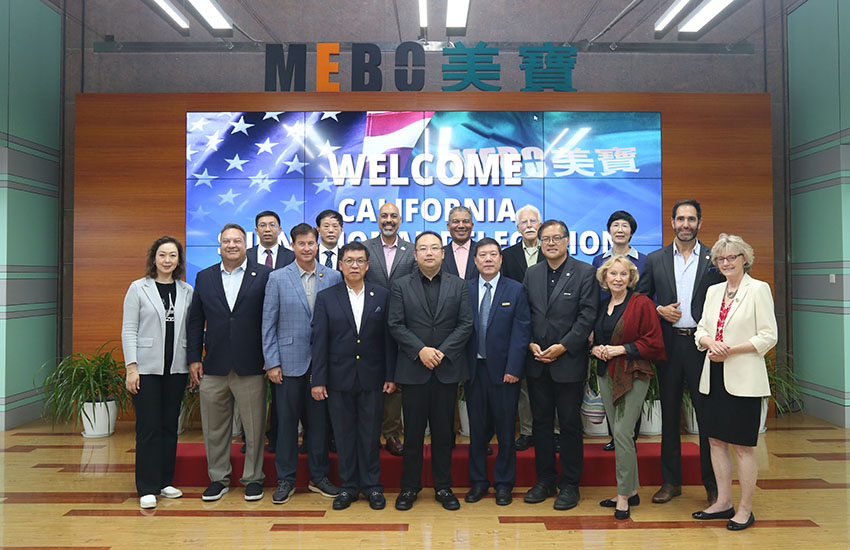 菲彩国际集团_加州地方政府代表团一行会见菲彩国际集团