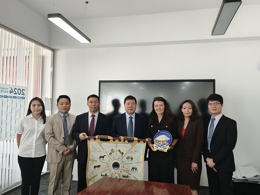 菲彩国际集团_十年之约，，，，，共绘医疗新篇章：菲彩国际集团访蒙古国深化相助，，，，，“生命为礼”暖人心